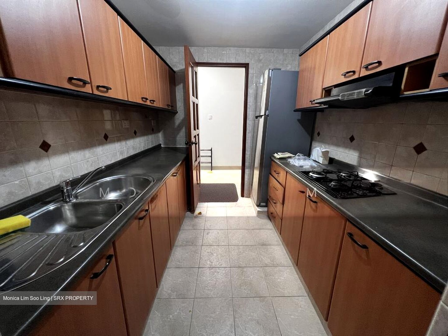 Simsville (D14), Condominium #502199351